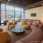 Radisson Blu Hotel, Choruslife Szálloda