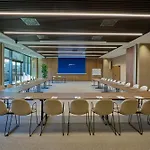 Radisson Blu Hotel, Choruslife Szálloda