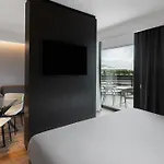 Radisson Blu Hotel, Choruslife Szálloda 4*