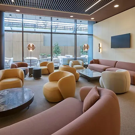 Otel Radisson Blu Hotel, Choruslife 4*