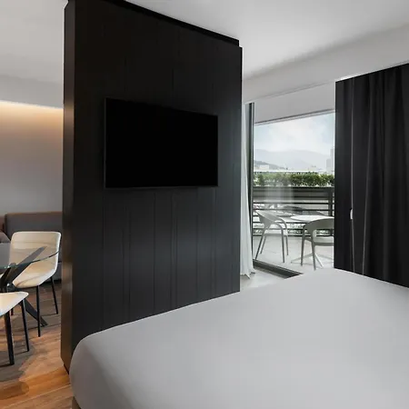 Radisson Blu Hotel, Choruslife Otel 4*