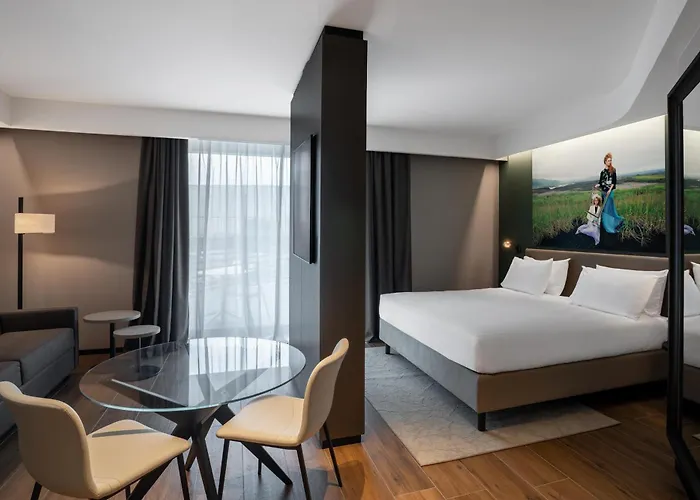 Radisson Blu Hotel, Choruslife 4*