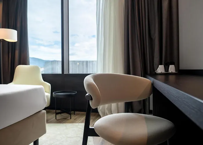 Radisson Blu Hotel, Choruslife 4*