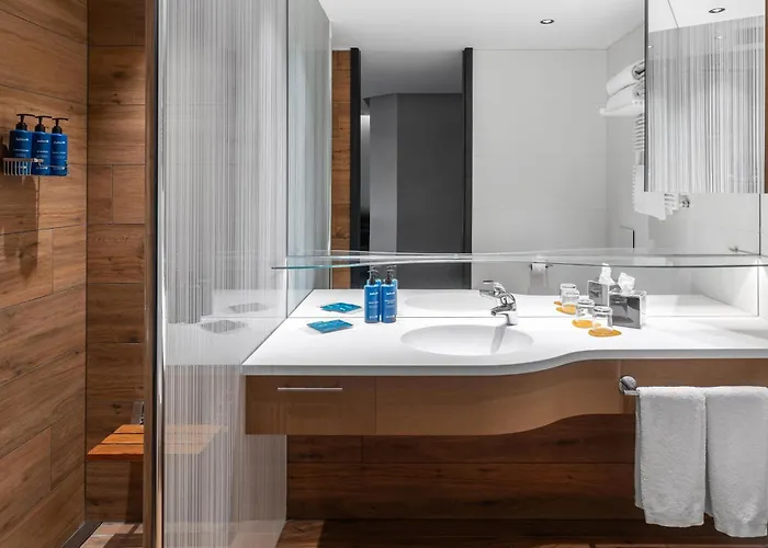 Hotel Radisson Blu Hotel, Choruslife